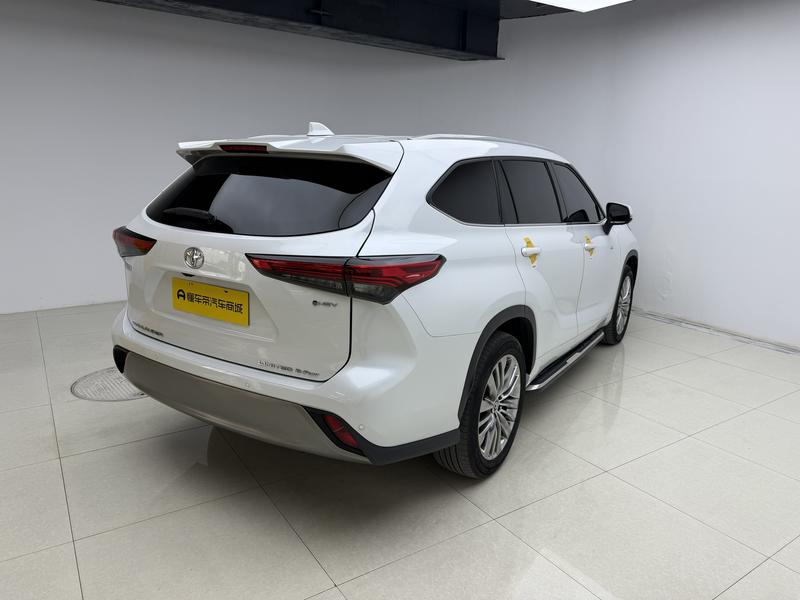 Toyota Highlander 2024