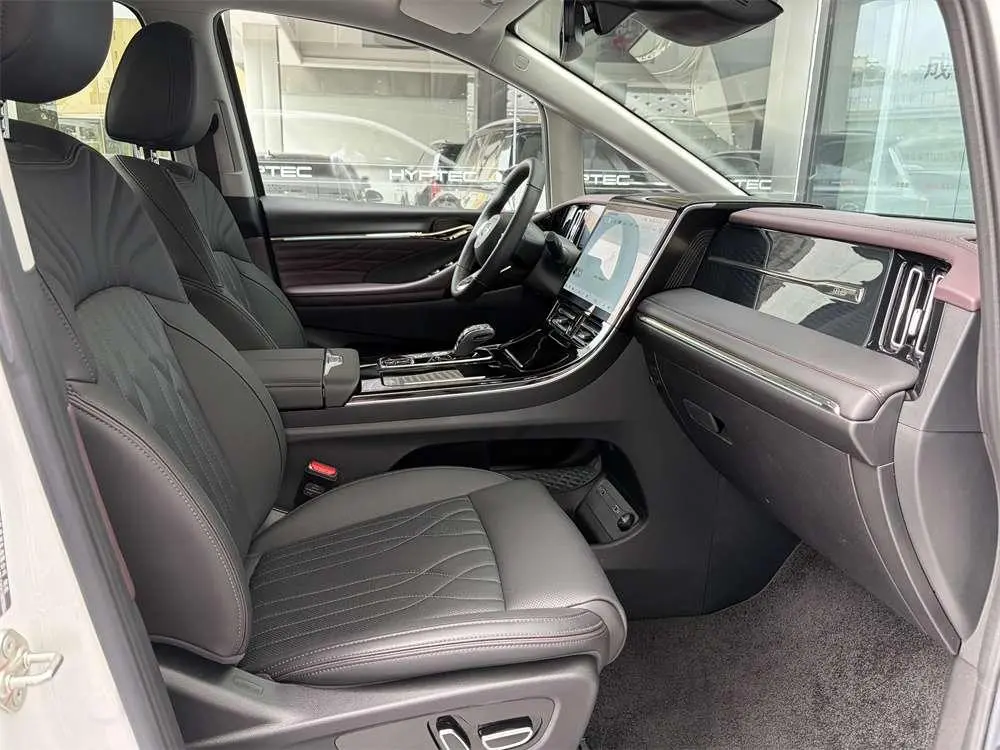 GAC Trumpchi M8 Master Series 2.0TM Super Hybrid Version