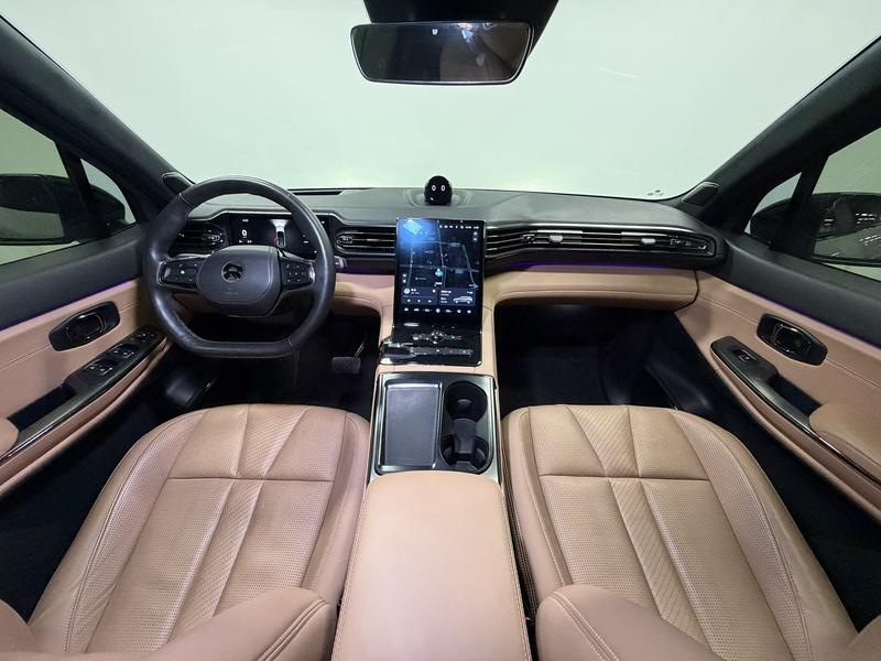 NIO NIO ES8 2020