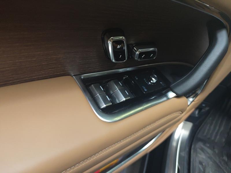 Land Rover Range Rover 2025
