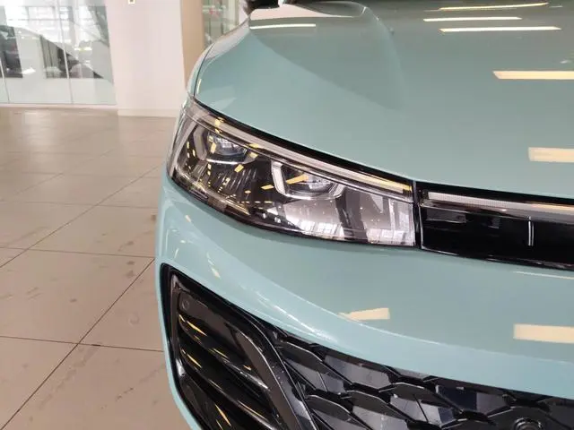 Volkswagen Passat 380TSI Ultimate Edition