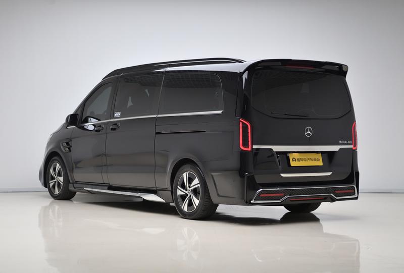 Mercedes-Benz Vito 2024