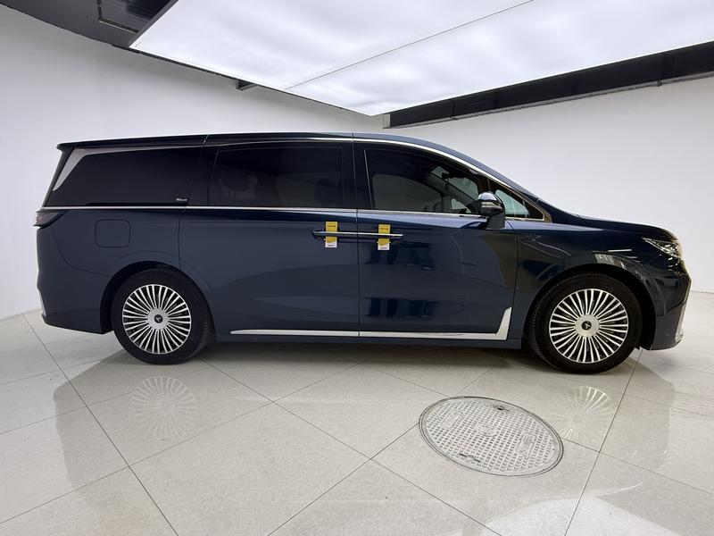 Voyah Lantu Dreamer PHEV 2025