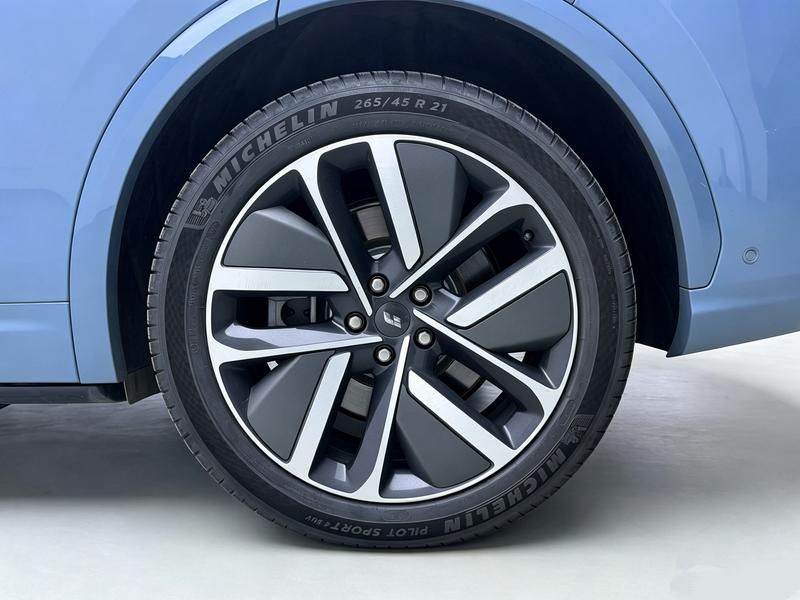 Li Auto Ideal L7 2023