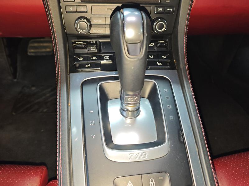 Porsche Porsche 718 2016