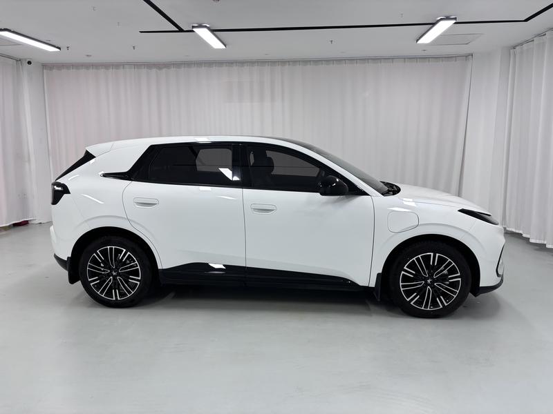ARCFOX Arcfox Beta T1 2025