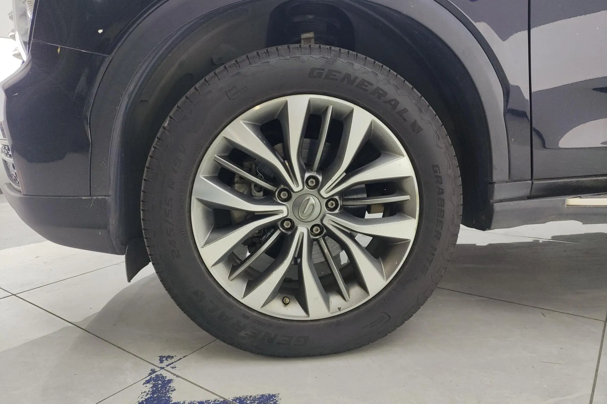 GAC Trumpchi GS8 320T two-wheel drive luxury Zhilian Edition 7 seats