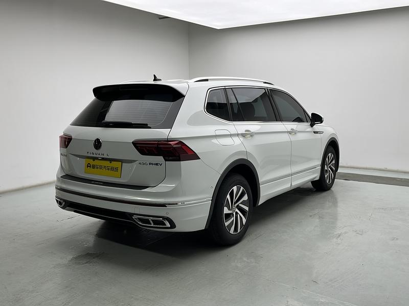 Volkswagen Tiguan L PHEV 2023