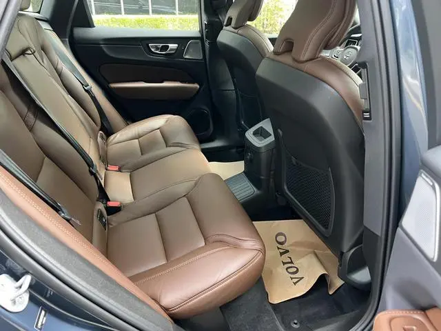 Volvo Volvo XC60 PHEV T8 four-wheel drive long battery life Zhiya Deluxe Edition