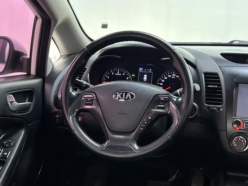 Kia Kia K3 2016