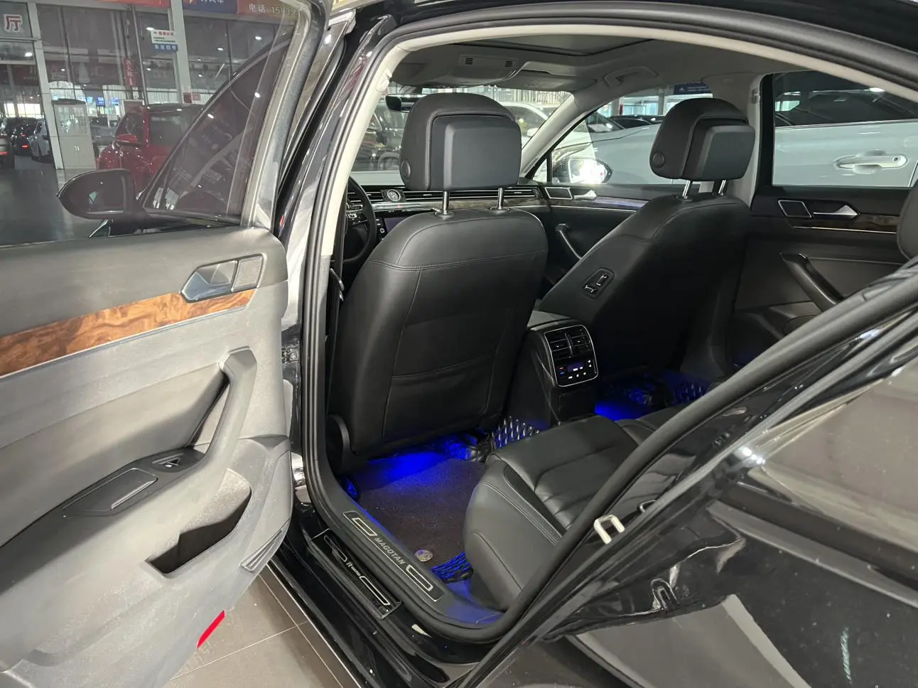 Volkswagen Magotan 330TSI DSG Luxury Country VI