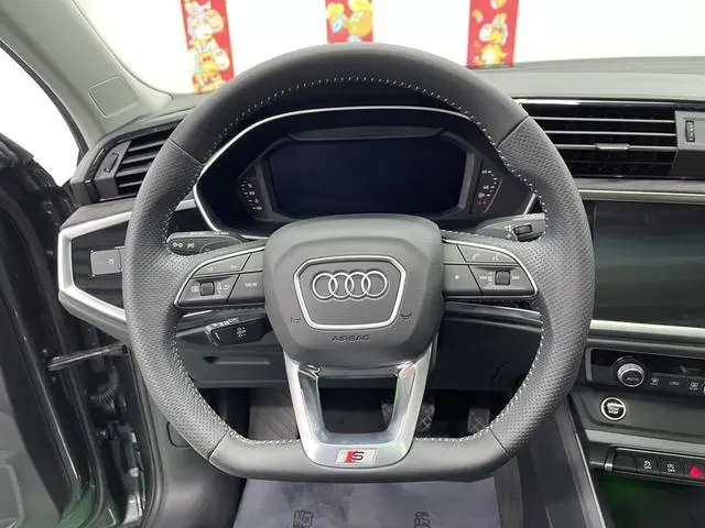 Audi Audi Q3 Sportback 40 TFSI Enjoy Life Edition