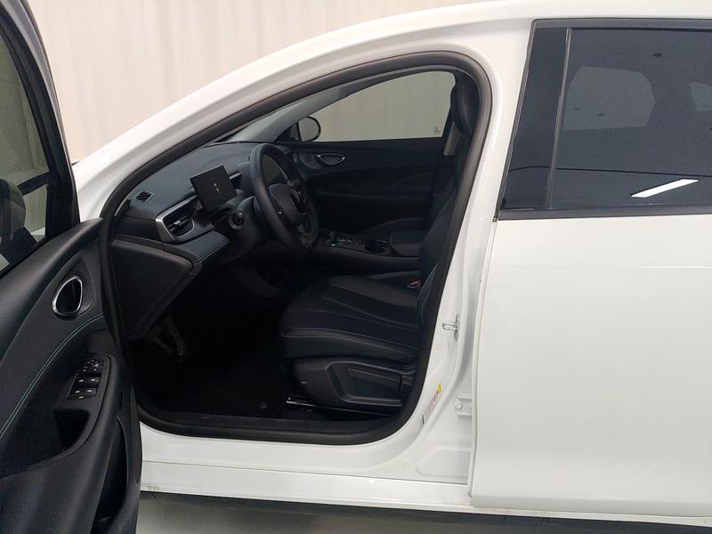 BYD Seal 05DM 2025