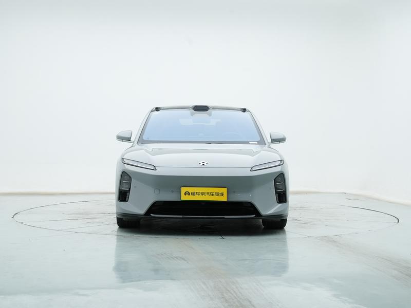 NIO NIO ET5 2025