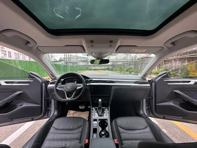 Volkswagen Volkswagen CC Hunting vehicle 380TSI Hunting Heart Edition