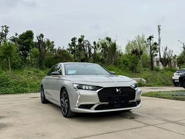 DS DS 9 PHEV 1.6T E-TENSE Opera Version