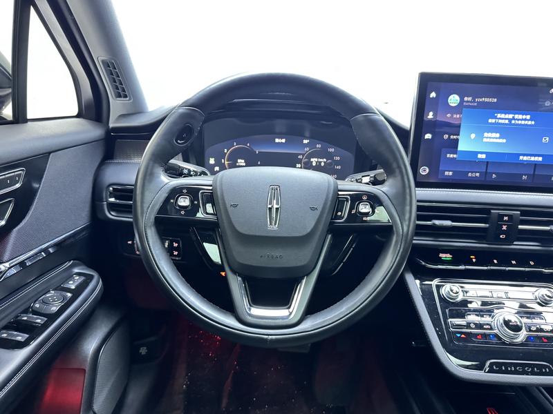 Lincoln adventurer 2022