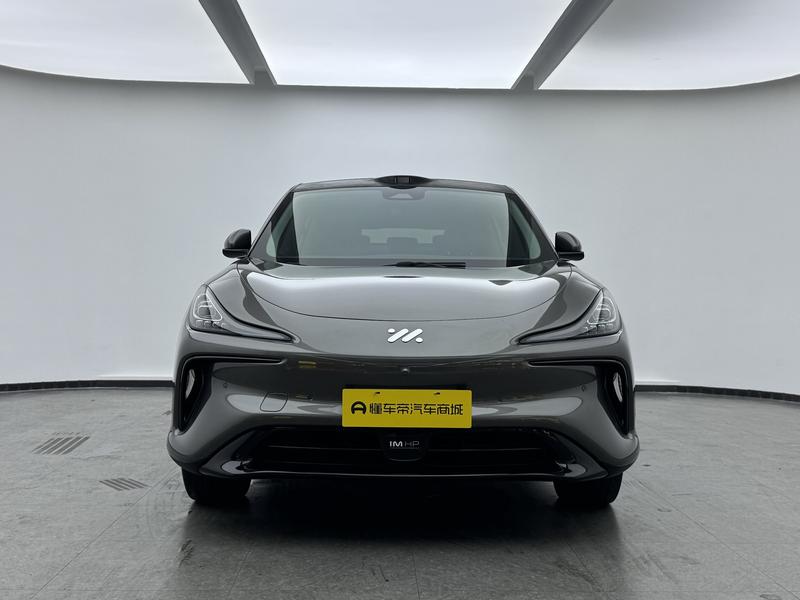 IM Motors Zhiji LS6 2023