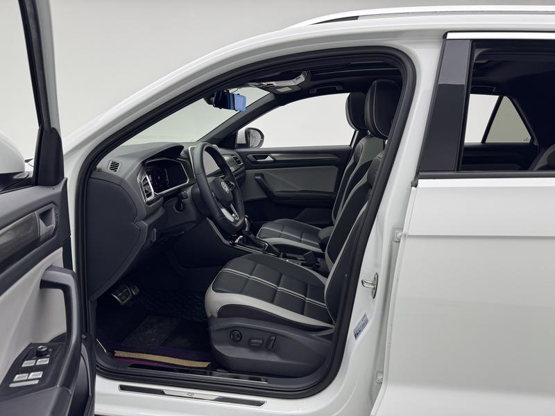 Volkswagen T-Roc 2024