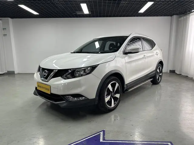 Nissan Qashqai 2.0L CVT Smart Enjoy Edition Country V