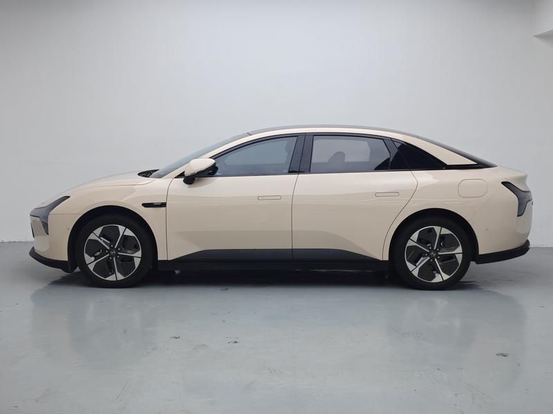XPeng Xiaopeng MONA M03 2024