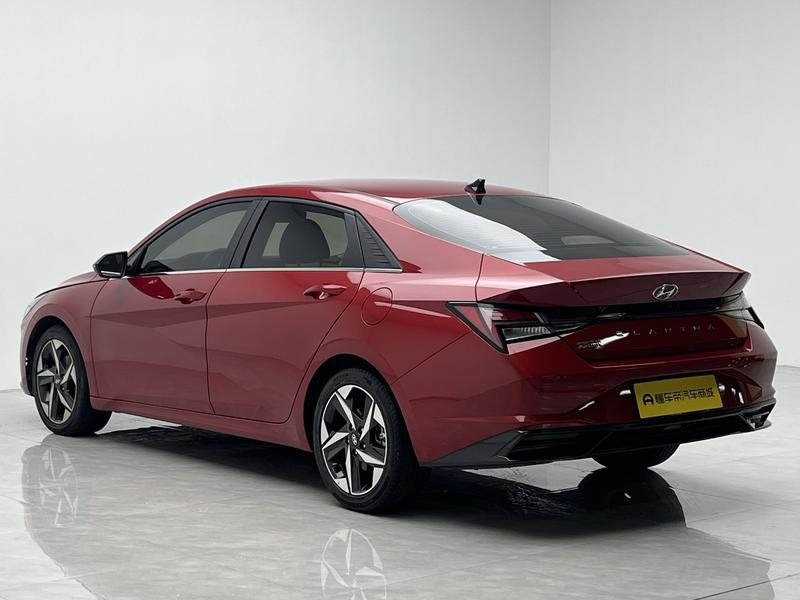 Hyundai Elantra 2021
