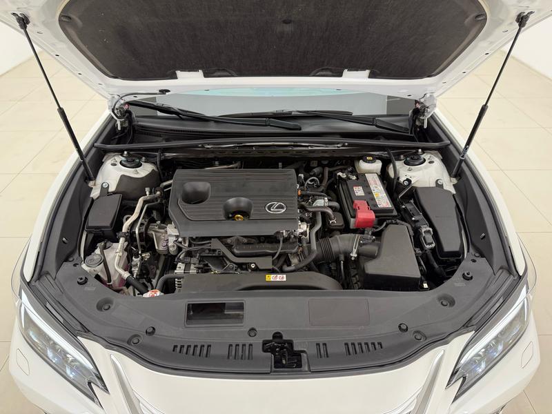 Lexus Lexus ES 2025