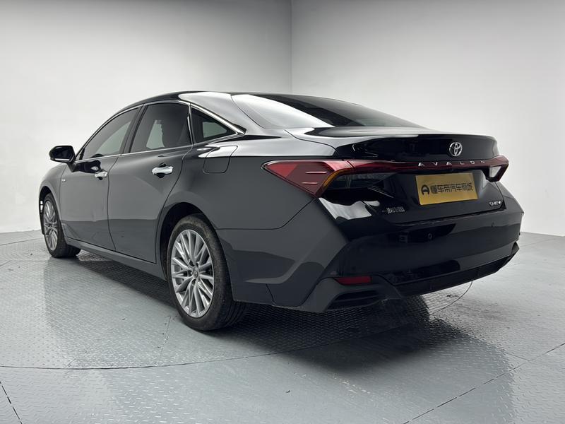 Toyota Asian Dragon 2024