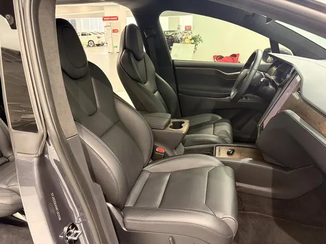 Tesla Model X Performance High Performance Edition