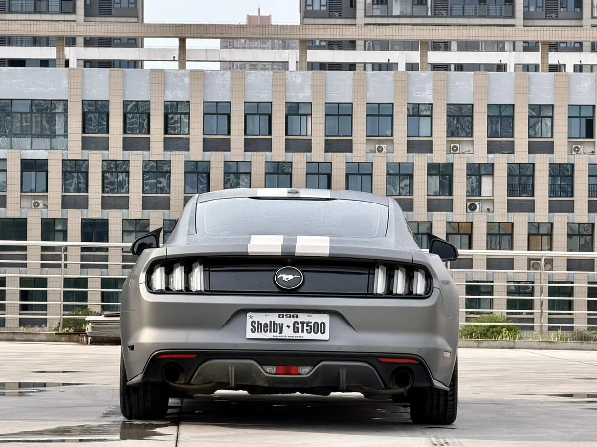 Ford Mustang 2.3T Performance Version