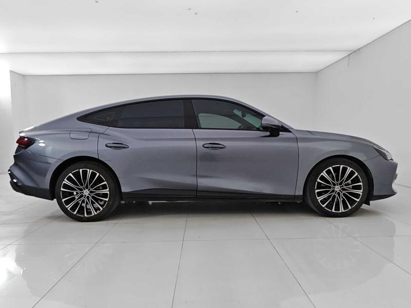 MG MG7 2023