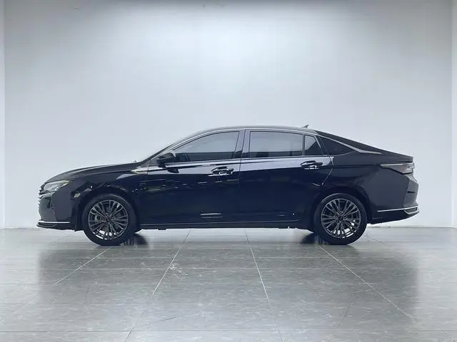 Dongfeng Fengshen Yi Hyun MAX 1.5T Super Cool Trendy Dad Version
