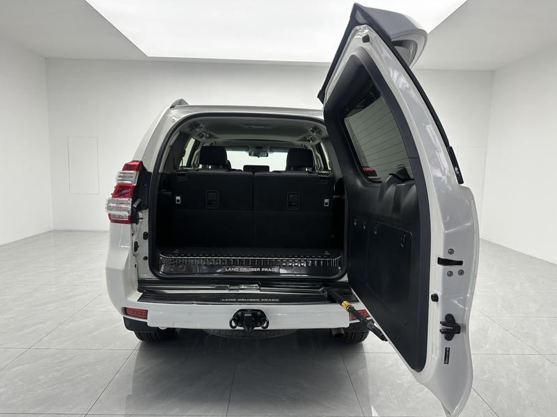 Toyota Prado 2016