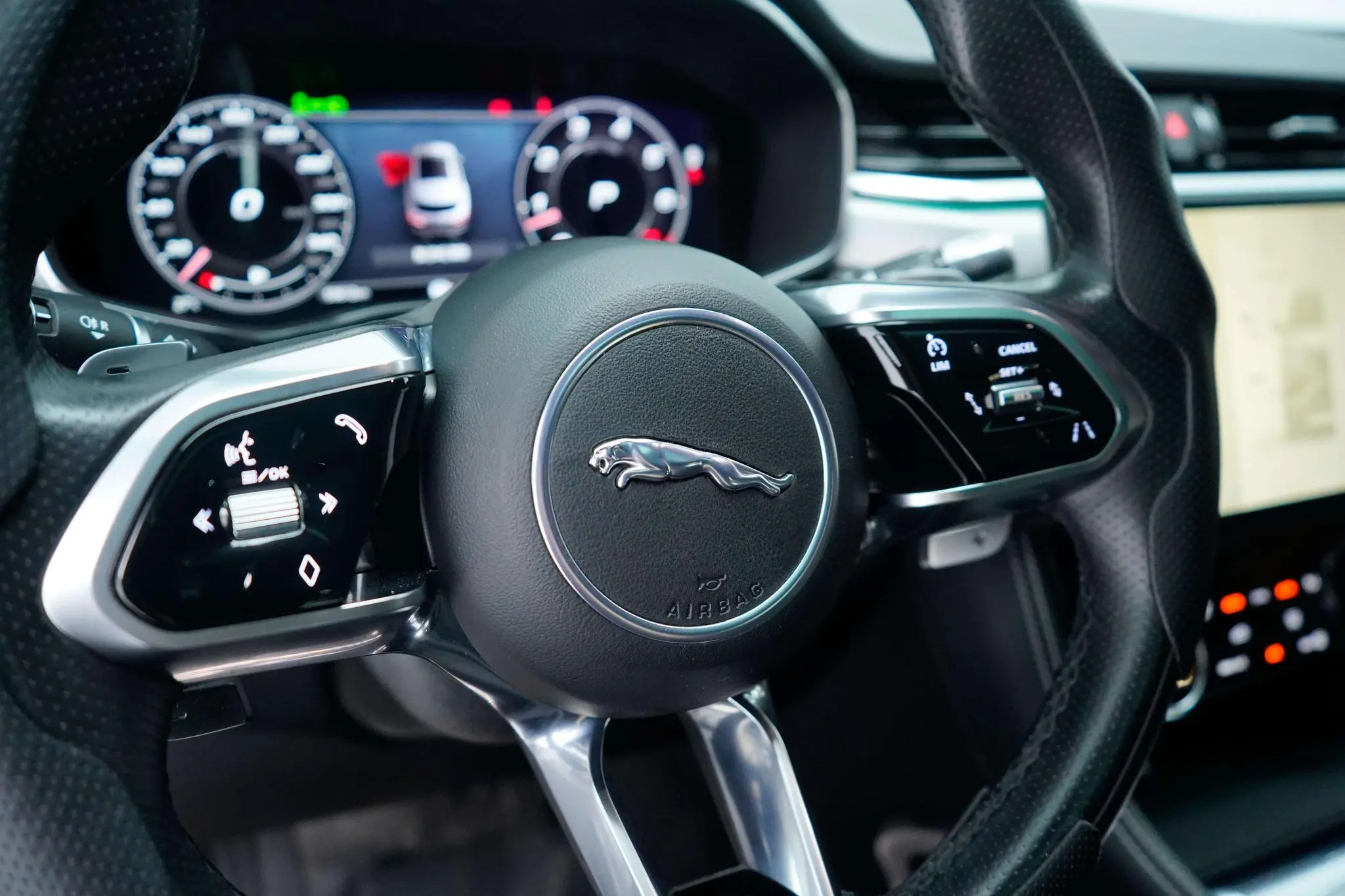 Jaguar Jaguar F-PACE 250PS R-Dynamic SE