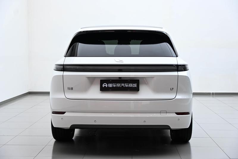 Li Auto Ideal L7 2024