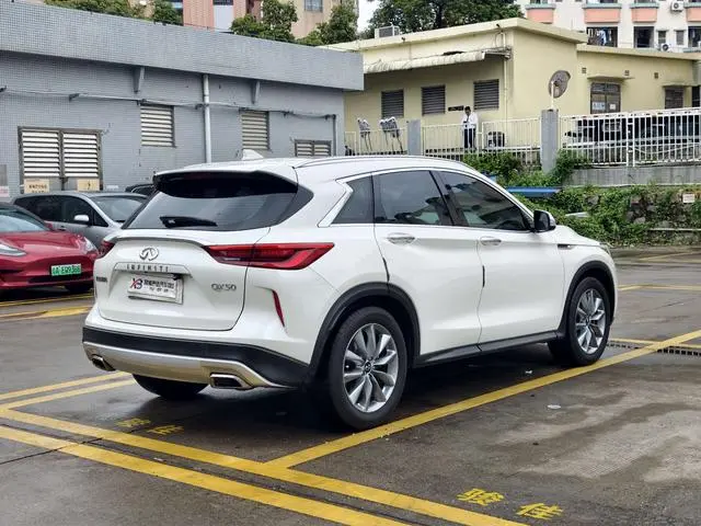 Infiniti Infiniti QX50 2.0T two-wheel drive fashion version