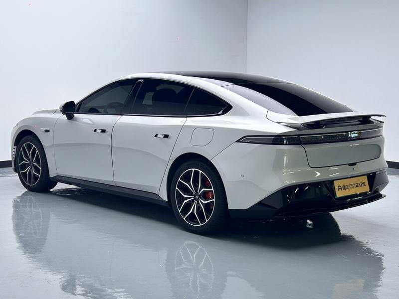 Dongfeng Yipai Yipai 007 2025