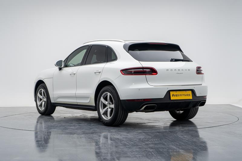Porsche Macan 2014