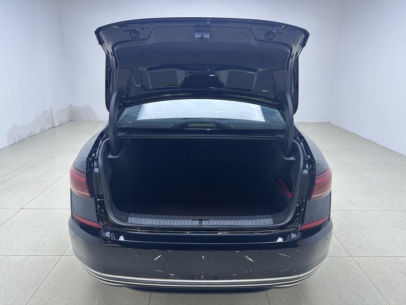 Volkswagen Passat 2024