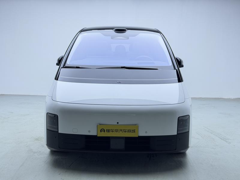 Li Auto Ideal MEGA 2025