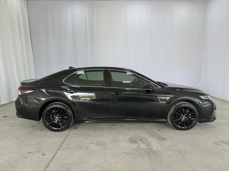Toyota Camry 2023