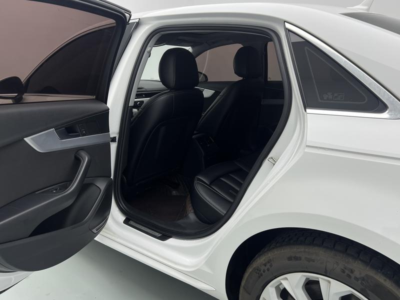 Audi Audi A4L 2019