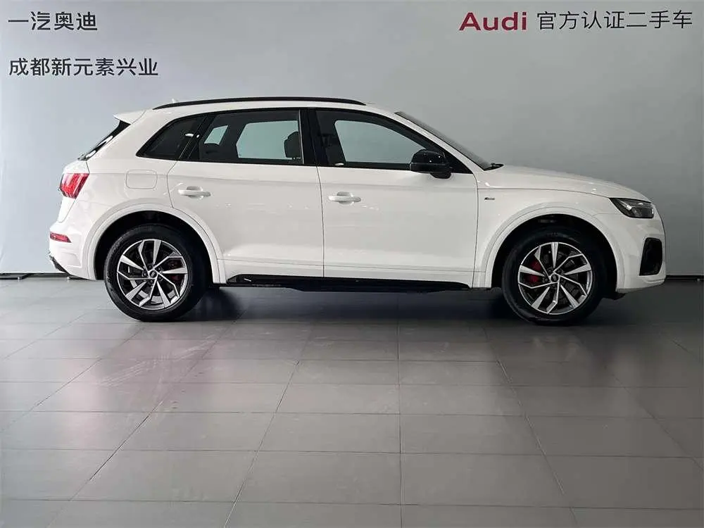 Audi Audi Q5L 40TFSI luxury dynamic type