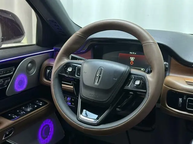 Lincoln Flying home 3.0T V6 four-wheel drive Executive Edition