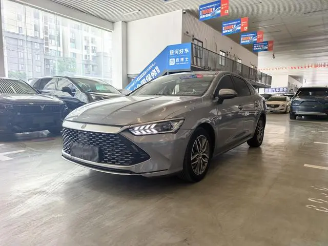 BYD Qin PLUS DM DM-i 55KM flagship type
