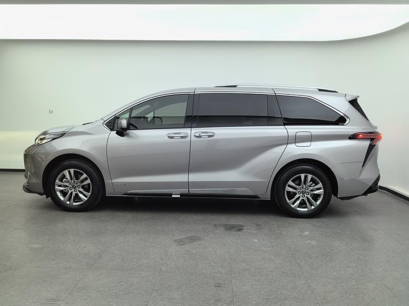 Toyota Sienna 2021