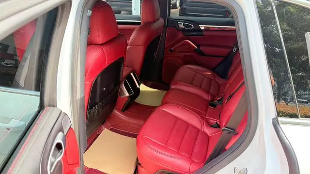 Porsche Cayenne Cayenne Platinum Edition 3.0T