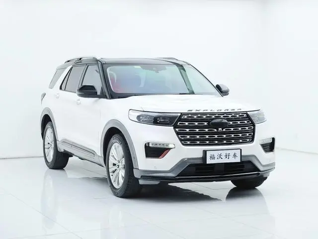 Ford Explorer EcoBoost 285 four-wheel drive titanium version 6 seats