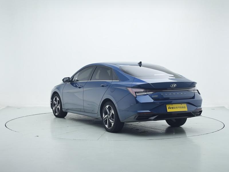 Hyundai Elantra 2021