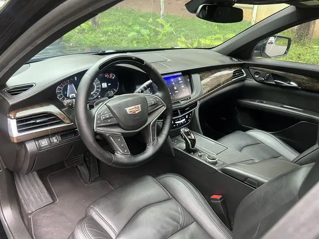 Cadillac Cadillac CT6 28T leading super cruise type